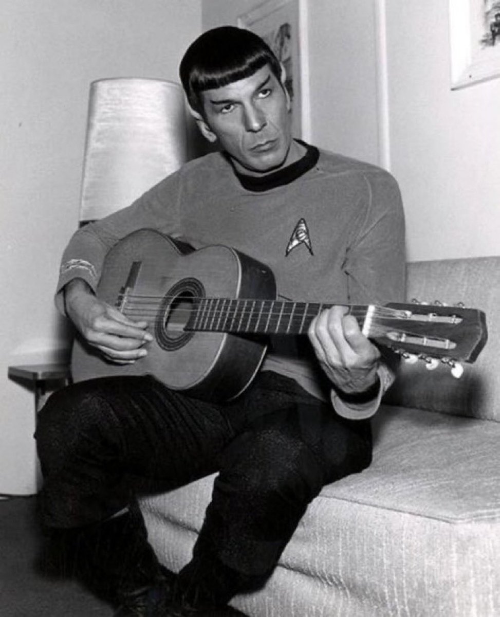 Super70sSports's tweet photo. He wrote “The Logical Song” for Supertramp as I recollect … https://t.co/Ll0IbrIJ0G