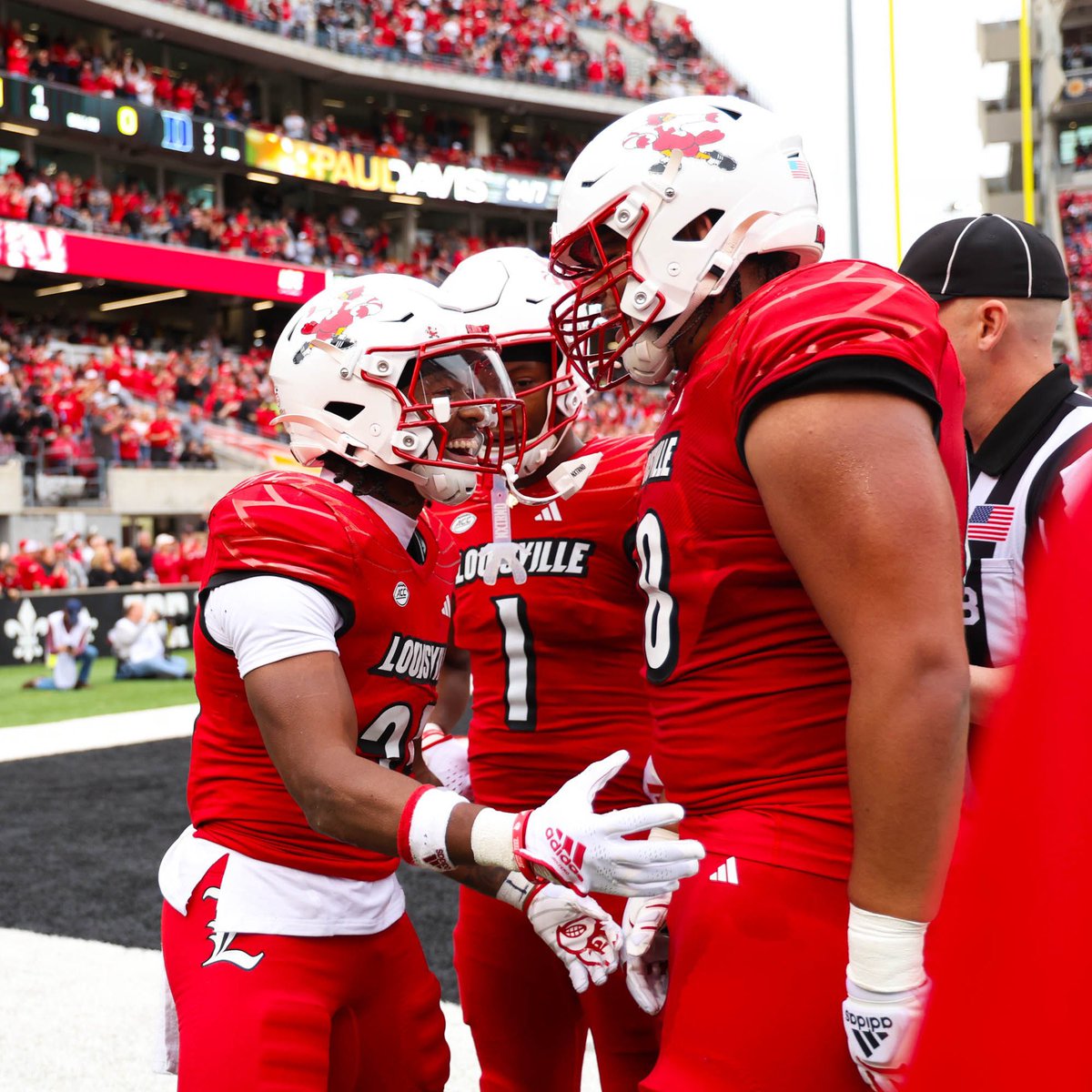 Blessed to receive an offer from <a href="/LouisvilleFB/">Louisville Football</a> via <a href="/CoachJHova/">COACH HOVA</a>!!! <a href="/Coach_Mont70/">Roberto Montanez Jr</a> <a href="/Coach_Davis3/">Coach Davis</a>
<a href="/Nick_Ricks_/">Nick Ricks</a> <a href="/JackSwain100/">Russ Swain</a>
<a href="/KingMag58863619/">King Magic</a> <a href="/larryblustein/">Blustein Recruiting</a>
<a href="/TheCribSouthFLA/">Frank Tucker</a> <a href="/CoachQ954/">Coach Q</a>
<a href="/ChadSimmons_/">ChadSimmons</a> <a href="/Andrew_Ivins/">Andrew Ivins</a> <a href="/JohnGarcia_Jr/">John Garcia, Jr.</a> <a href="/FernandezAndreC/">Andre Fernandez</a>
<a href="/Andy_Villamarzo/">Andy Villamarzo</a>