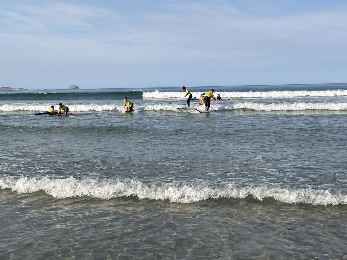 Marcellin's tweet photo. Our Year 8 classes on camp this week have been hitting up the surf along the Wilson Prom coastline. Perfect conditions for them to enjoy the water.
.
.
.
#year8 #surf #wilsonpromontory #camp #outdoored #exploration #marcellincollege #striveforthehighest https://t.co/M8EfNCCGEn