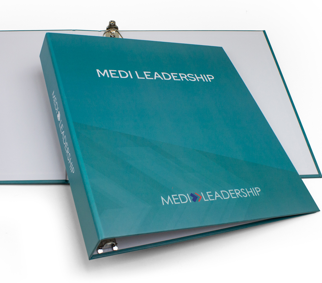 SunpackDotCom's tweet image. We don't just make boxes, we make custom binders too! To learn more about our Custom Binders visit our website at sunpack.com/binders. #binders #custombinders #marketingkit #samples #marketing #realestate #realestatemarketing #mortgage #mortgagemarketing #medicalmarketing