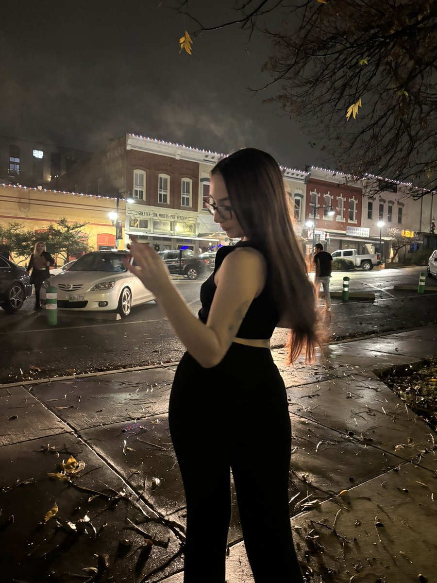 Nicoleekristina tweet picture