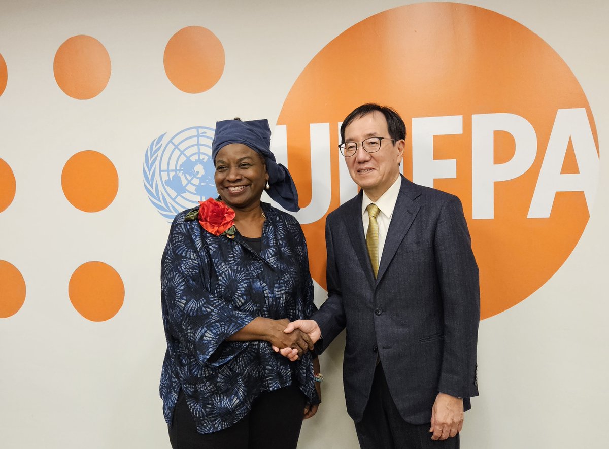It was a pleasure to welcome at <a href="/UNFPA/">UNFPA</a> H.E. Ambassador Yamazaki Kazuyuki, Permanent Representative of #Japan to the <a href="/UN/">United Nations</a>.

It was a great opportunity to discuss joint priorities and express appreciation for Japan's strong support for our work, including in humanitarian settings.