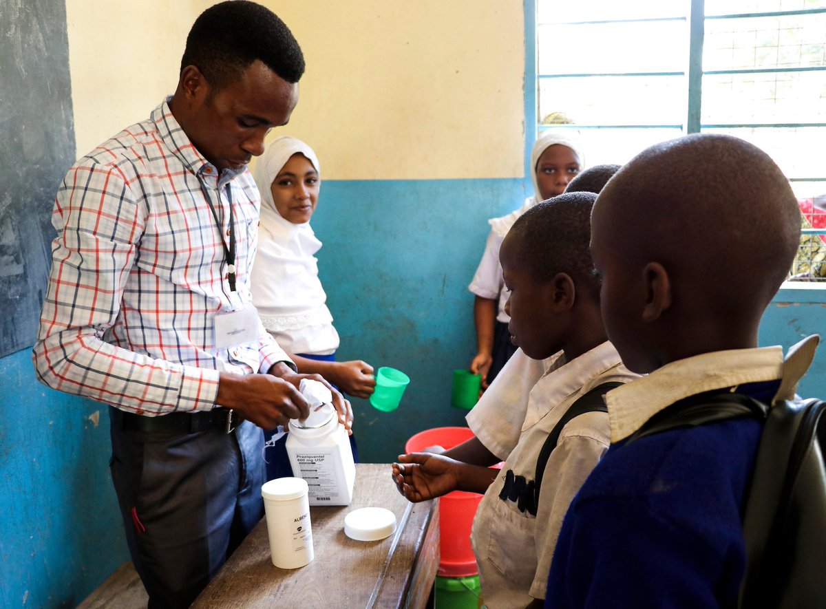 With a new treatment option against #schistosomiasis for preschool-aged children on the horizon, key stakeholders recently convened to discuss challenges lying ahead and collaborative efforts needed to ensure country readiness for equitable access. More: undp.org/africa/news/en…