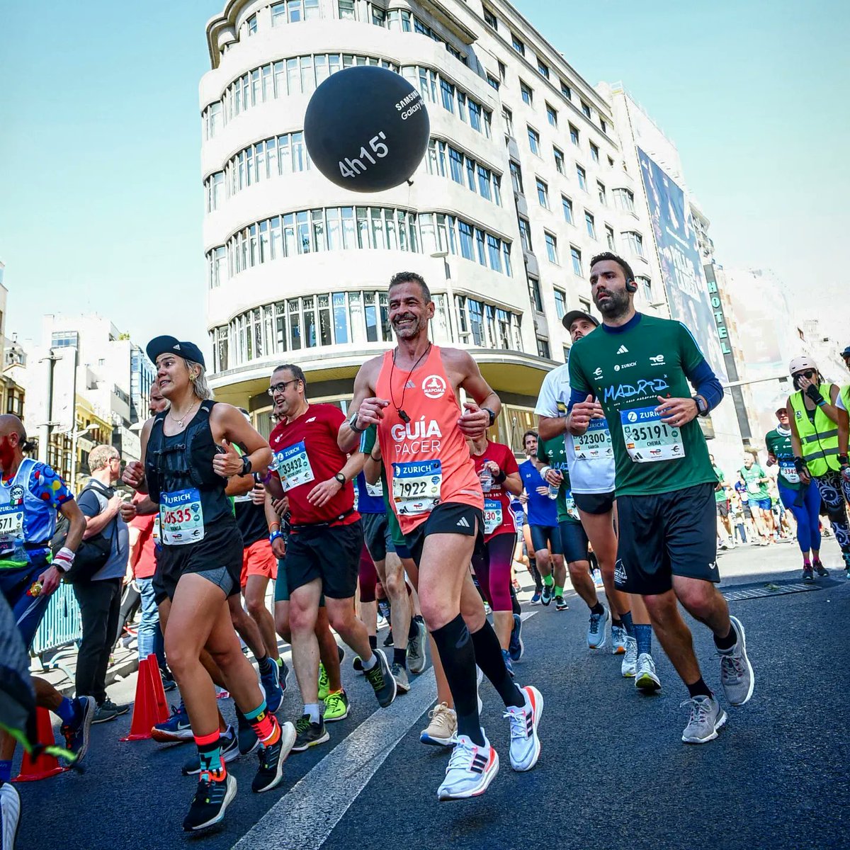 2️⃣ MESES ✌🏻 28 de Abril 2024 💙 @RNRmadmaraton #RnRMadrid ¿Preparados para disfrutar? ✌🏻🎧🤘🏻🎸🎶🏃🏽🎈⌚🏅🌍🇪🇸