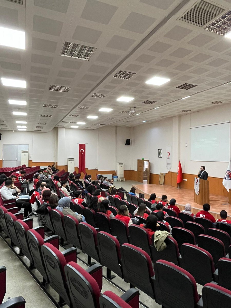 comuafat's tweet image. Afette Psikolojik Dayanıklılık Semineri @genckizilay17 işbirliği ve sizlerin katılımıyla gerçektirildi.
Konuşmacılarımıza ve sizlere katılımınızdan dolayı teşekkür ederiz. ⛑️🧯🛟 
Sonraki etkinliklerde görüşmek dileğiyle 🌸