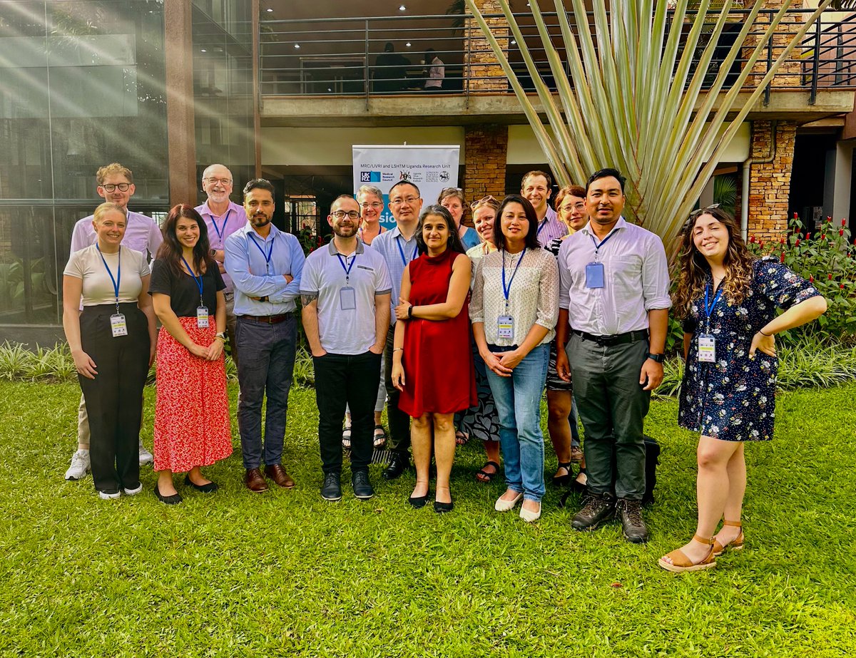 The Oxford team is on the ground in Uganda for the OPTIMMS investigator meeting. Global collaboration at its finest as we work to determine the optimal schedule for the DTP-containing vaccine🌍