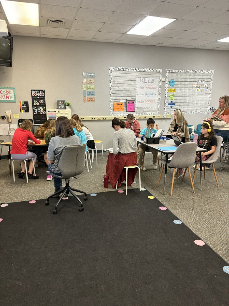 stacy_bigham's tweet photo. Job embedded PD at its best is happening at @SalemElementary! The Trailblazers Learning Cohort spent time today completing learning walks in 4 classes- incredible small group literacy instruction in K-5! ποΈ @dillonsalem your leadership in this endeavor #movesmountains ! https://t.co/VjpbJoxu7k