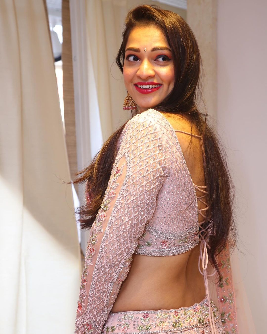 GHZB8C6aQAAA6w2?format=jpg&name=large