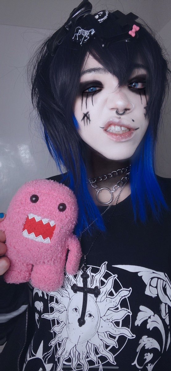 DecklynnM00's tweet photo. 💙🖤💙🖤💙🖤💙🖤💙
#decklynnmoo #Dk #blue #Goth #alternative #punk #artists #artist #sweet #kawaii #y2k #earlyemo #emogoth #punk #alternative #scene #sceneking #Black https://t.co/JWe8R8ukvJ