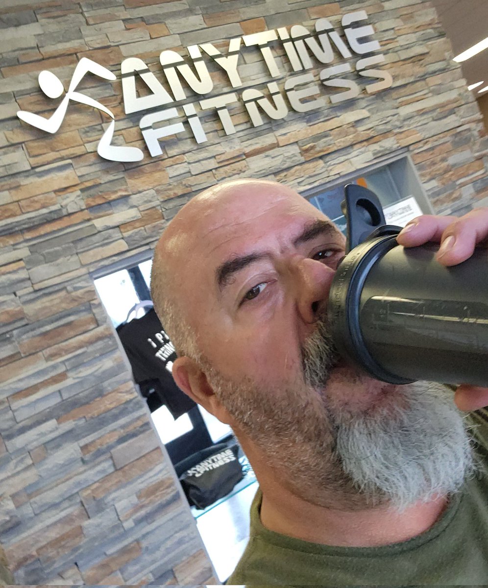 Gunslngr07's tweet image. Thank you to @anytimefitnesstiny and @redcon1 for helping keep me moving forward.
#strongaf #higheststateofreadiness