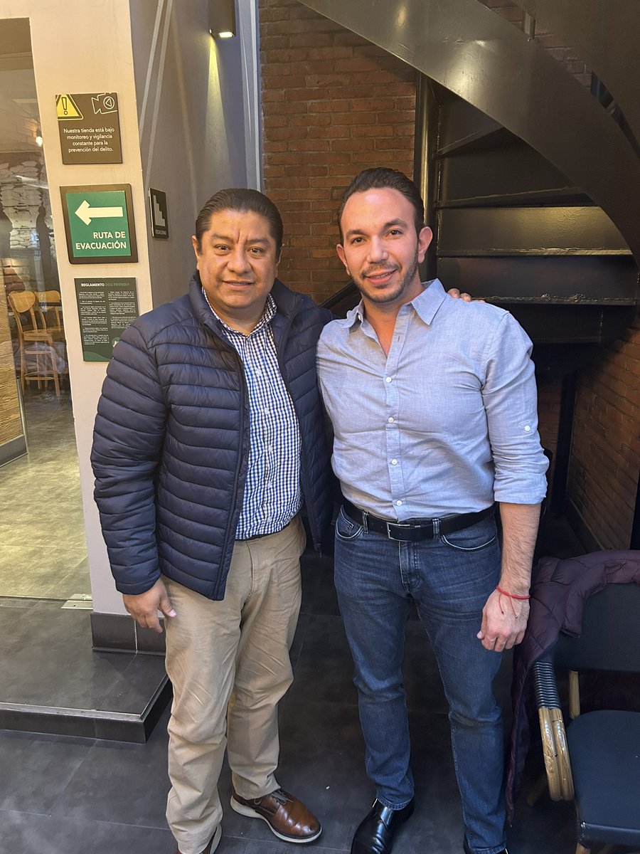Terminado una amena plática con mi amigo Miguel Ángel Hernandez, ex Diputado Local del Distrito 30 en la Delegación #Coyoacán, sin duda hay muchos temas para trabajar en #unidad rumbo al segundo piso de la #4taTransformación <a href="/PartidoMorenaMx/">Morena</a> <a href="/Sebas_RM/">Sebastián Ramírez Mendoza</a>