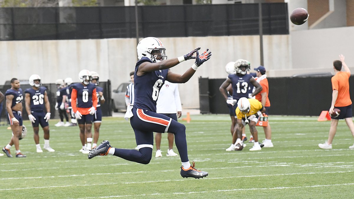 Liked this shot today of Auburn freshman WR <a href="/BryceCain5/">Bryce Cain🌟</a>