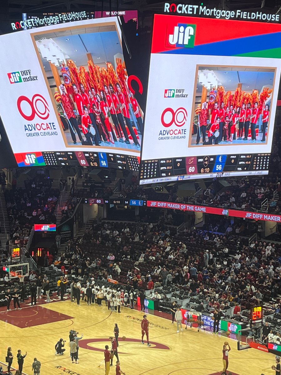 Big congrats to @lisaywongusa for being this game’s @CavsCare Jif Diff Maker! Lisa is a longtime community advocate and leader, and we’re so proud for her to receive this well deserved recognition!