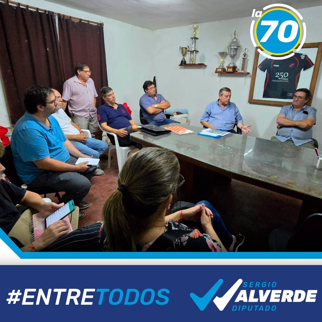 En la noche de hoy concurrimos a la sede del Club Atlético River Plate donde nos recibieron integrantes de su comisión directiva para hablar sobre distintos proyectos a futuro.

#EntreTodos 💪🏻

#La70 #SergioValverdeDiputado #Equipo #EntreTodos 🇺🇾