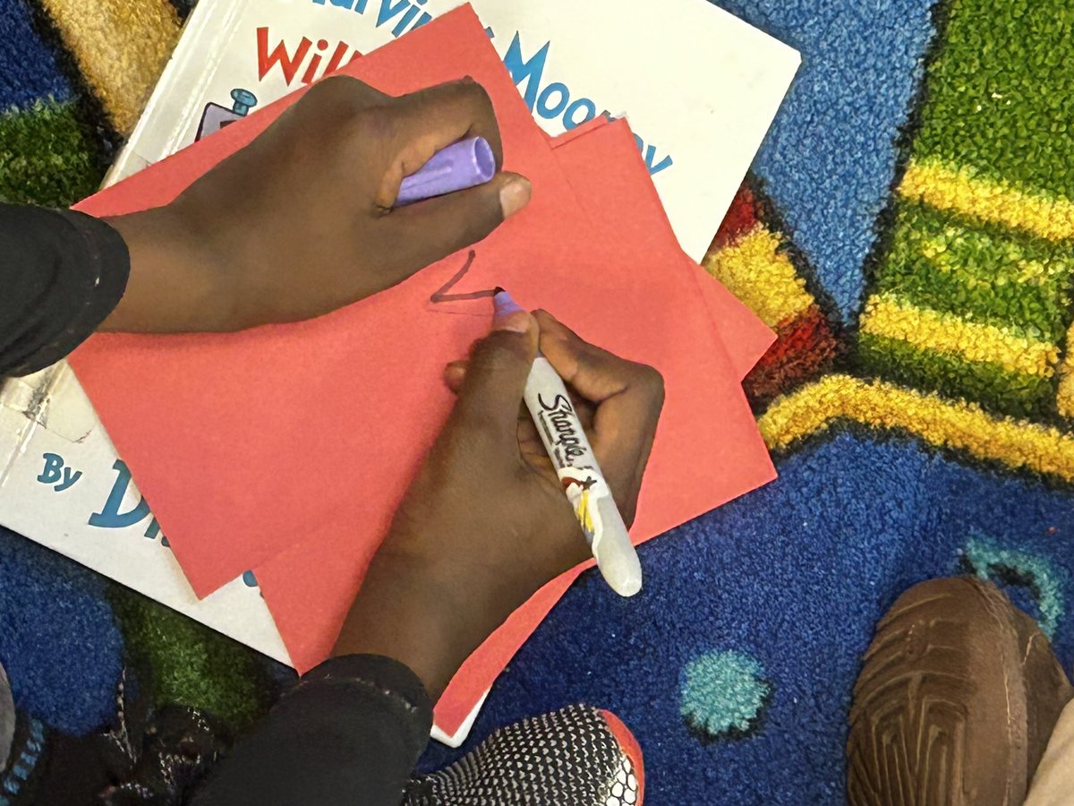 Yessss!! So proud of these scholars working with sight words…. ‘Say it, see it spell it @APSMediaServ @CasPrinciTmomon @ShellyGoodrum