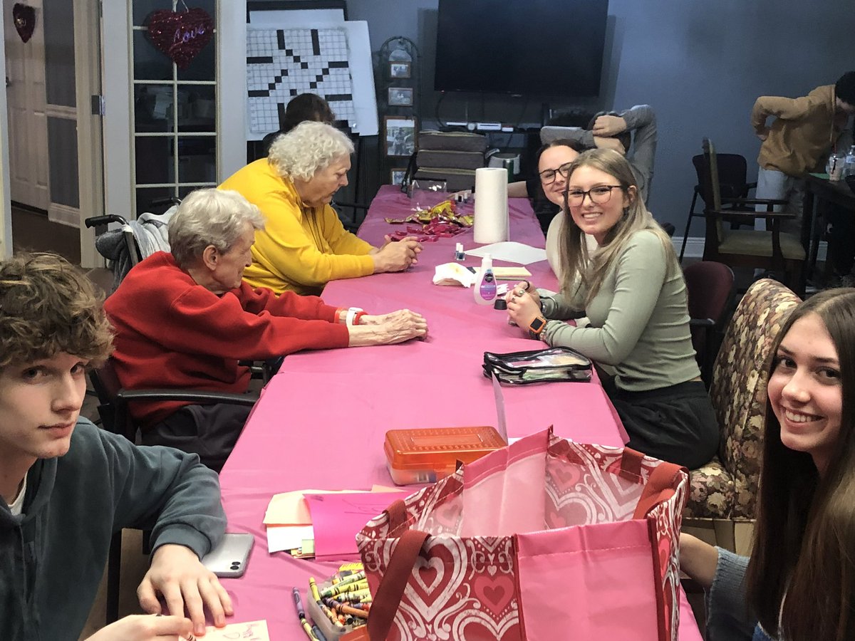 Glamour Gals OFHS tweet media