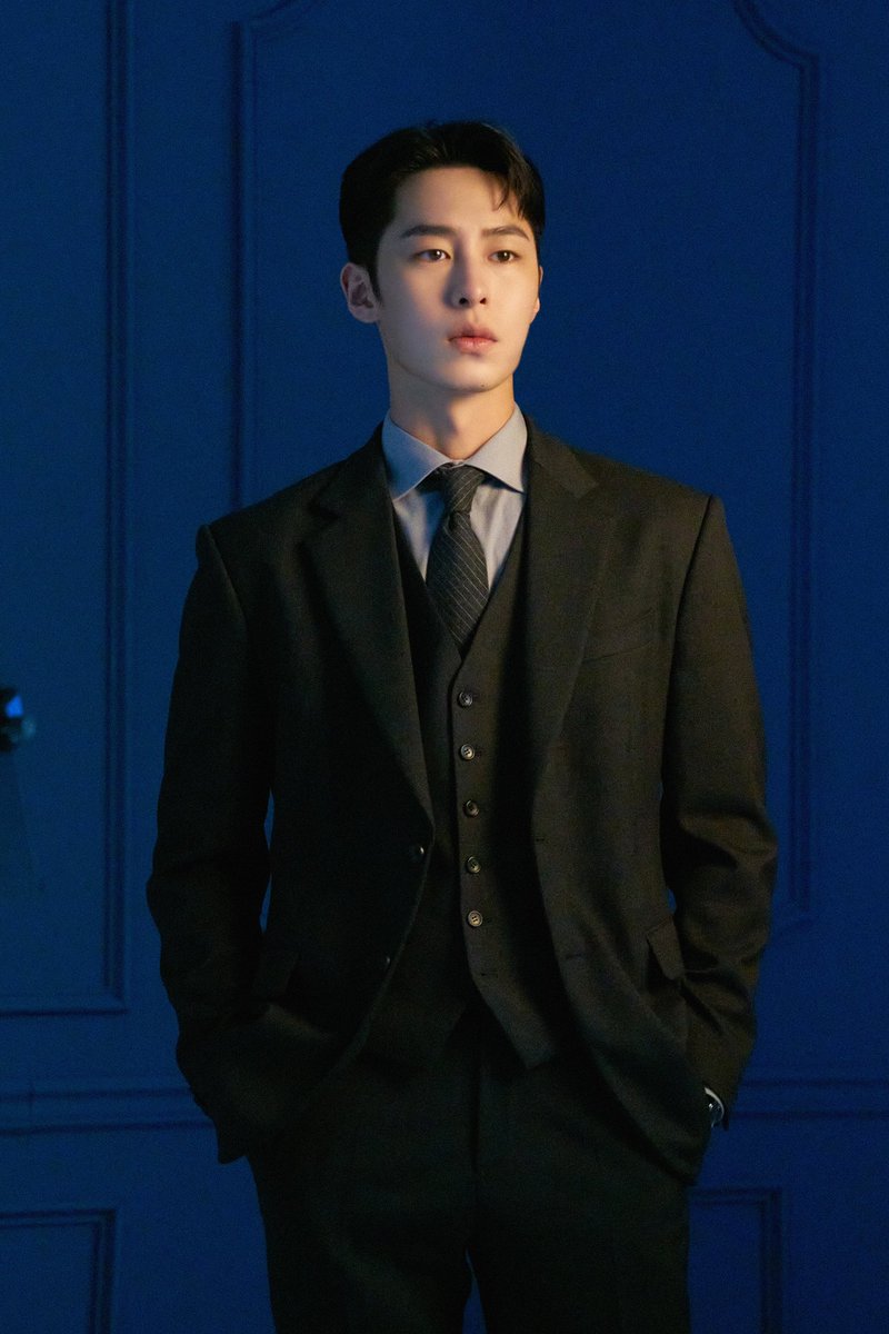 leejaewookrec's tweet photo. #이재욱 #leejaewook
#로얄로더 #TheImpossibleHeir https://t.co/b5YJiQ8rtV