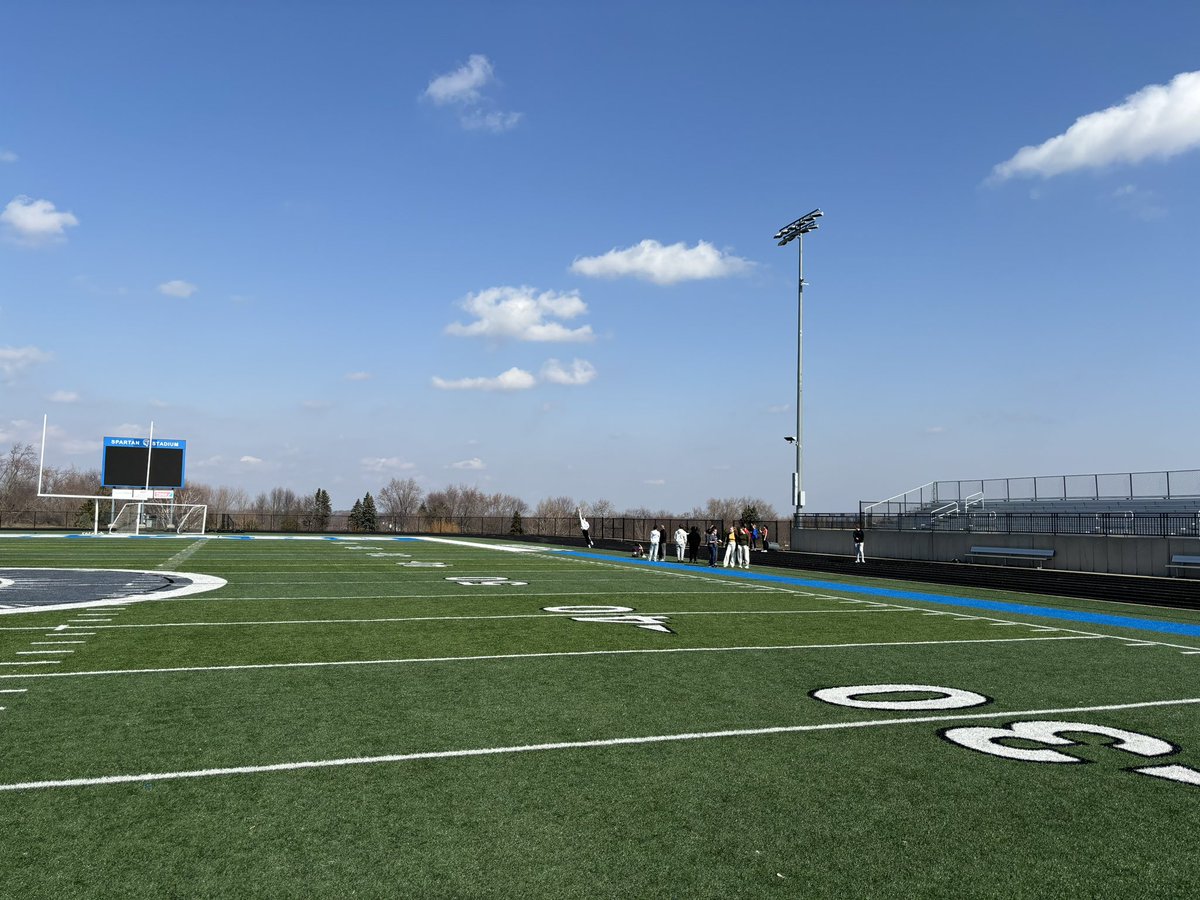 70+ on the February turf today👌🏻