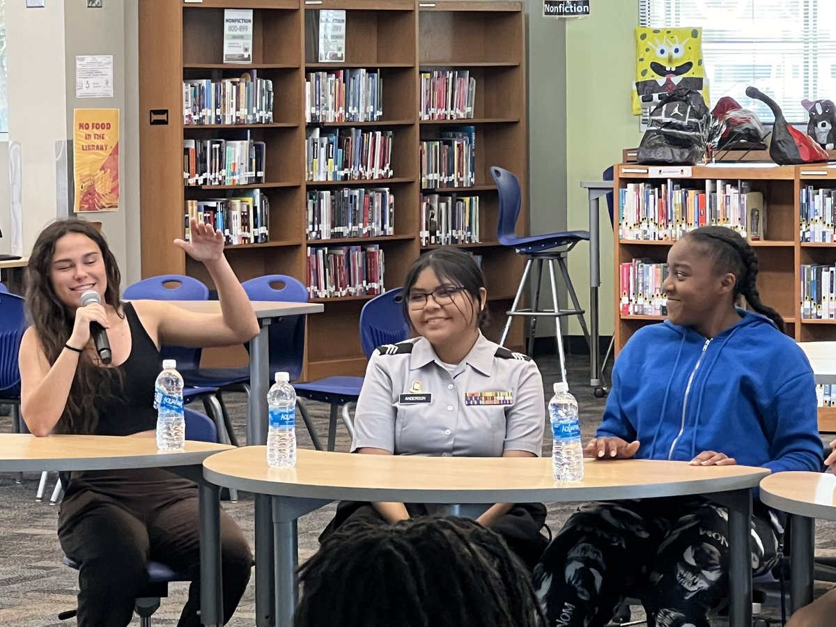 Camelback High School Spartans tweet media