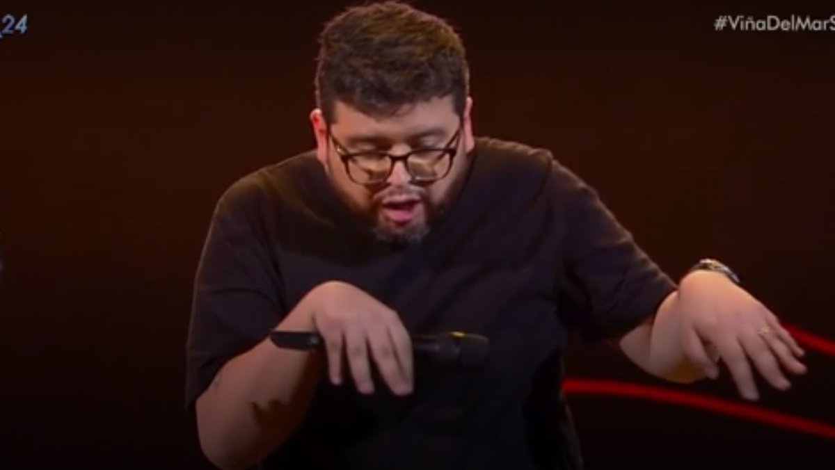 Rodrigosoff's tweet image. un logrado:
"me mordió a los perros"
¿un logrado? logrado.... había herencia de lo grandes.