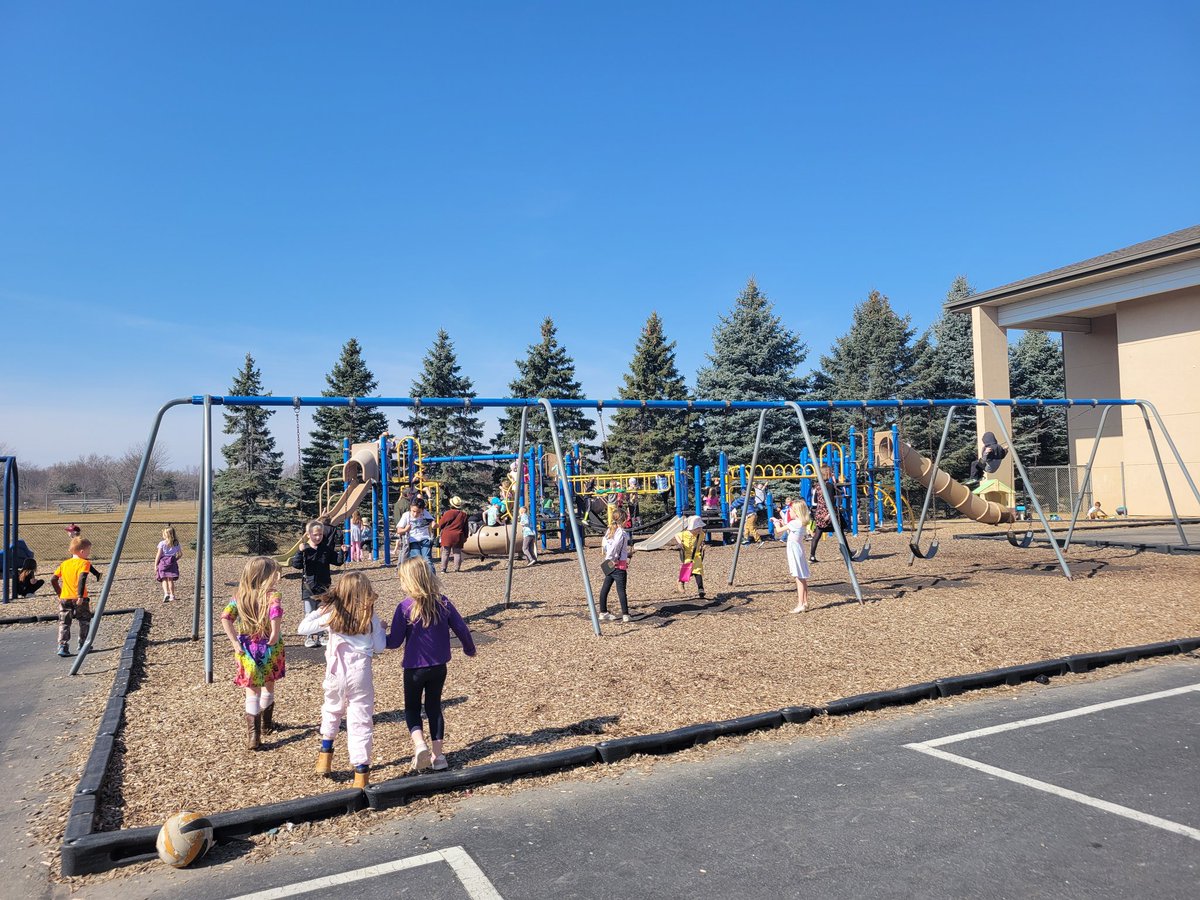 Lisa Jacobs tweet media