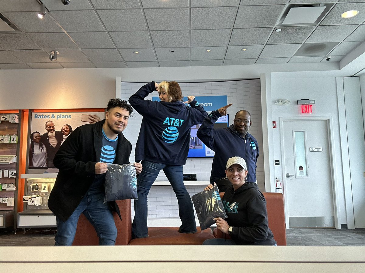 It was a December PACK’ed full of fun! BlueLink East Norriton made us pay up on our December Mushroom 🍄 cup 🏆 challenge! We are paid in full and ready to keep winning 🥇 @illy_ills @McPeakJoe @MikeSBurgess_ @OHPAunstOHPAble @team_oselett @TeamForceOHPA