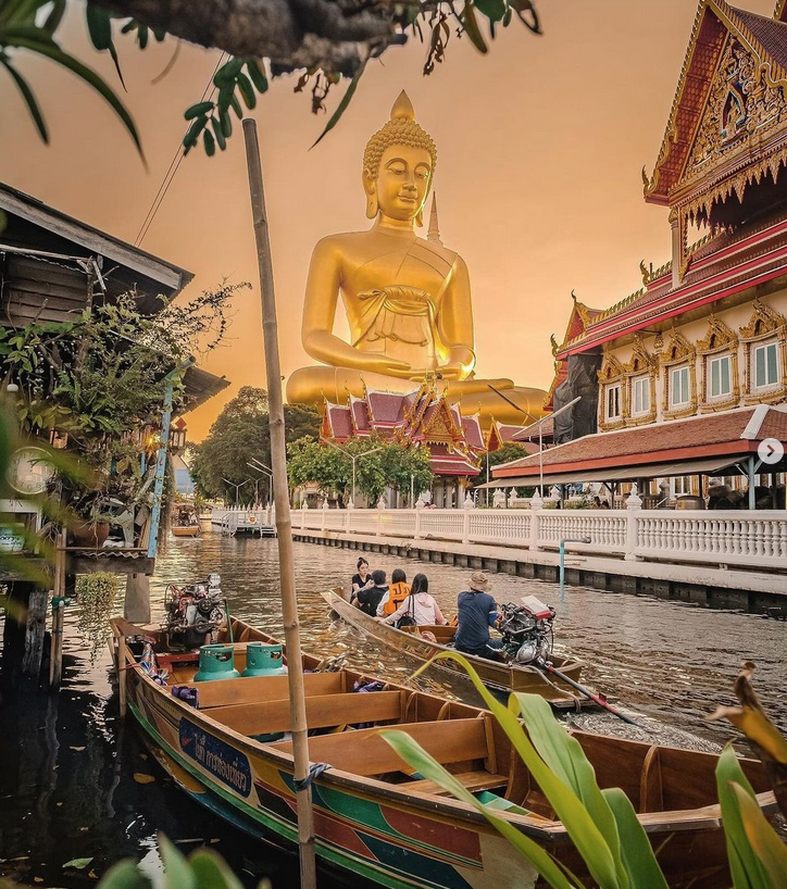 IciThailand's tweet photo. 📍Thailand 🇹🇭
.
#bangkok #temple #beautiful #heaven #travelphotography #believe #travelersnotebook #livefolk #ig_thailandia #createxplore #wanderlust #inspired #travelphotography #travelersnotebook #nature #amazingthailand #dream #journey #thailandismagic #thailand🇹🇭 https://t.co/Mw9QCdeTDi