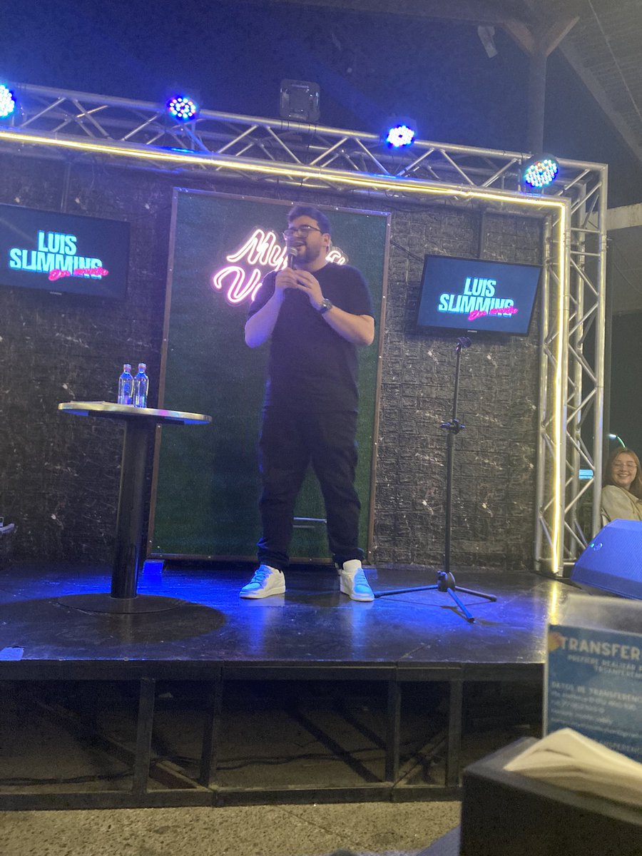 Grande Lucho Slimming! tremendo show que hizo, y el sábado pasado tuvimos la suerte de verlo con mi hermana… 10 de 10 Don Comedia 👌🏻
Más que merecido el éxito! 👏🏻👏🏻👏🏻