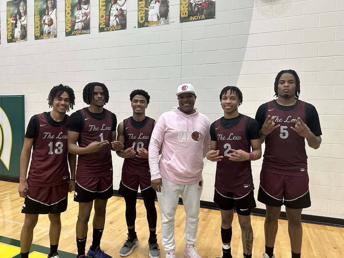 Coach Nate (@txtarheels4lyfe) on Twitter photo Congratulations fellas can’t say enough about you guys and the synergy you have on the court. Thanks for bringing an ole man alone on this magical ride <a href="/Lando_thagreat1/">landon</a> <a href="/PrincetonGreen4/">Princeton Green</a> <a href="/CrawfordRakai/">_KaiCrawford_rc</a> <a href="/SpringsColby/">Colby Springs</a> and Eli Chambers all ❤️ Congratulations fellas can’t say enough about you guys and the synergy you have on the court. Thanks for bringing an ole man alone on this magical ride <a href="/Lando_thagreat1/">landon</a> <a href="/PrincetonGreen4/">Princeton Green</a> <a href="/CrawfordRakai/">_KaiCrawford_rc</a> <a href="/SpringsColby/">Colby Springs</a> and Eli Chambers all ❤️