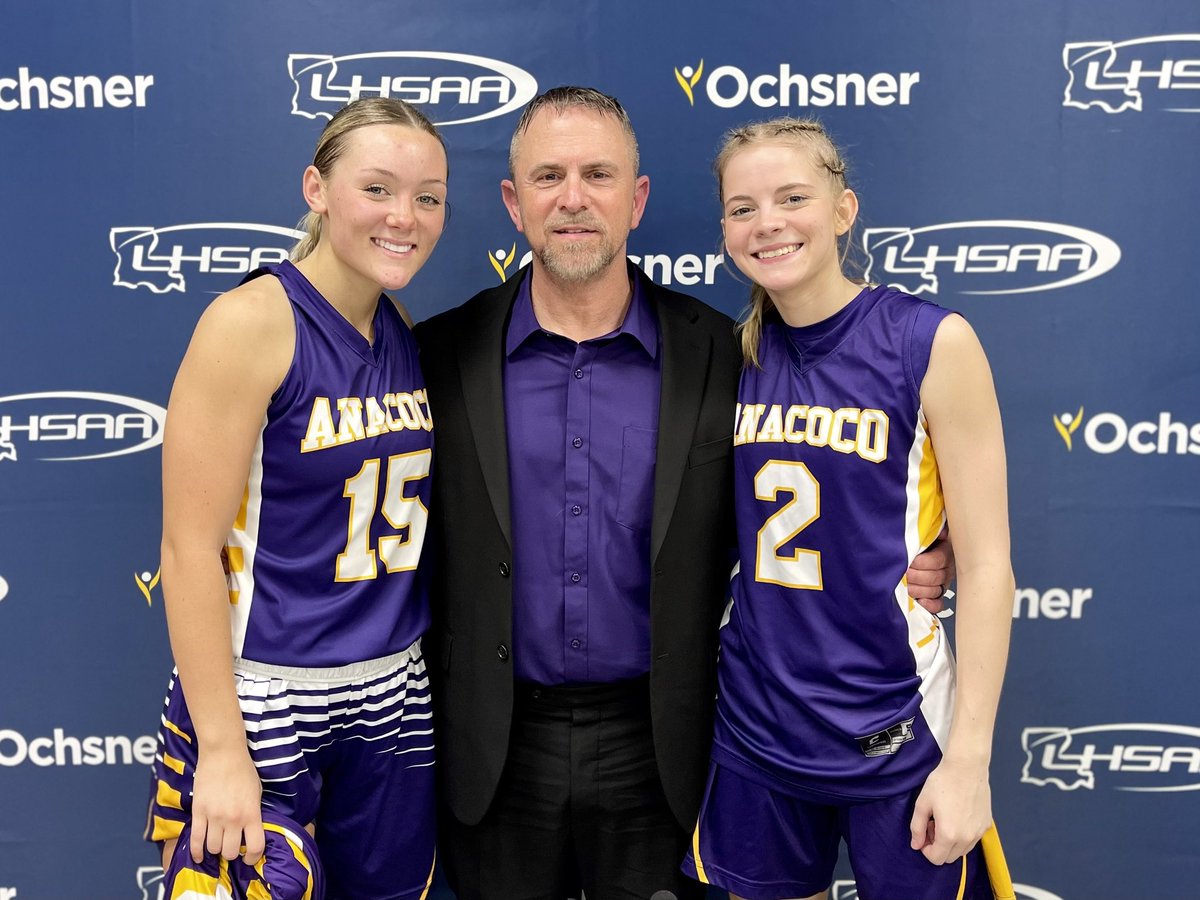 🏆 LHSAA STATE CHAMPIONSHIP

🏆 Anacoco falls short tonight but this groups legacy will live on as they have out Anacoco basketball back on the map! #OurGirlsHoop