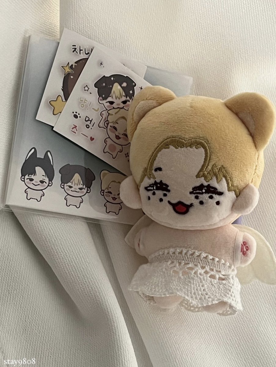 농협은행☁️
<a href="/NN_PL_/">냥냥폭럿 and 멍멍한냥</a> ⋰˚☆

(사실 한이도 있는지 안 보고 보자마자
구매해서 이 아이만 와줬네요…😔🥲)