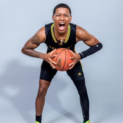 jakelieberman2's tweet photo. Ray Glasgow out of Yavapai College (AZ) tells me about his recruitment. 

Eastern Michigan (Offer)
Tennessee Tech (Offer)
South Dakota
Youngstown State
Marist
Siena
Southern Indiana
SIUE
Coppin State

20.8 points
4.3 rebounds
2.7 assists
35.7% 3PT

@rayglasgow4. https://t.co/bK5I6OExvR