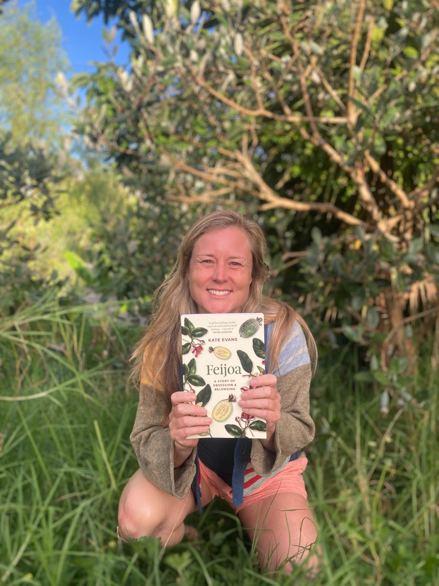 New book: FEIJOA: A STORY OF OBSESSION AND BELONGING, by Kate Evans. Now available in Australia and New Zealand, published by Moa Press. #gardenhistory