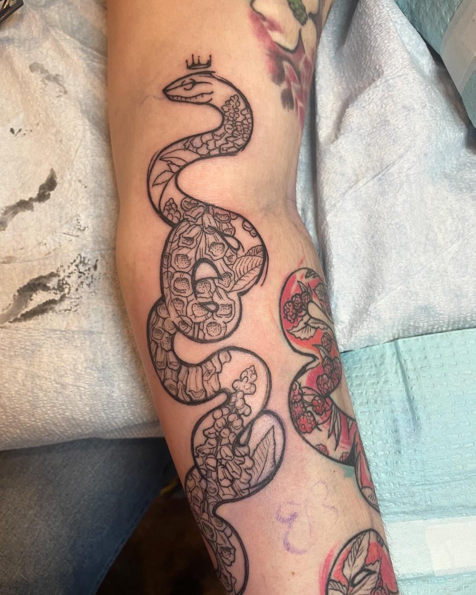 FirestarterInk's tweet image. Some pieces that are part way done or wrapping up smaller aspects