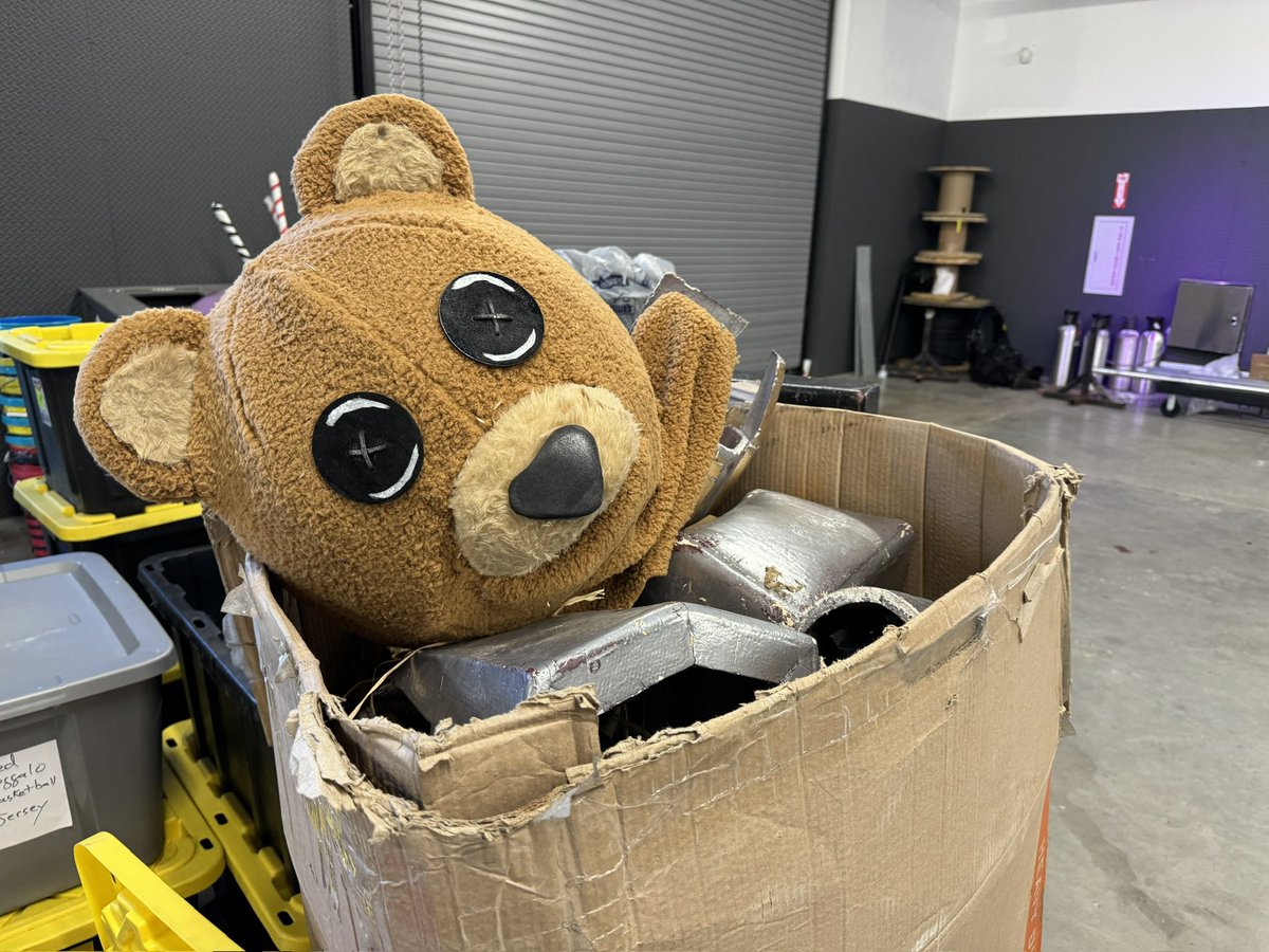 Deadbugsays's tweet image. I’m making a different kinda concert film #ICP #Deadbug