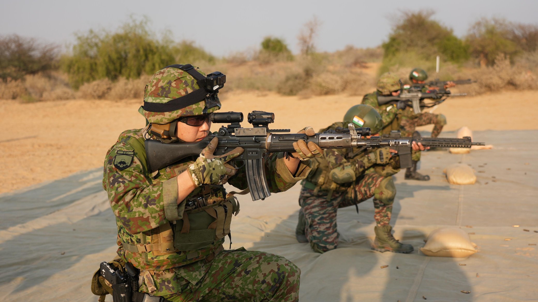 Amazon.co.jp: 自衛隊 89式小銃用 薬莢受けマウントベース