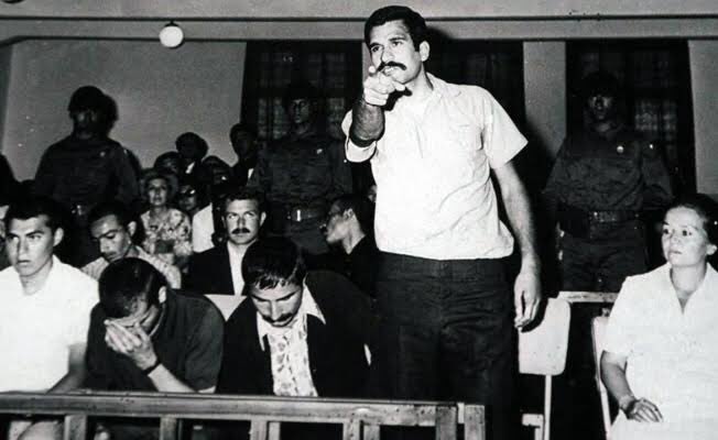 Ve ben 24 yaşındayken kendimi Türkiye'nin bağımsızlığına armağan etmekten onur duyuyorum.
#DenizGezmiş77Yaşında
#DenizGezmiş