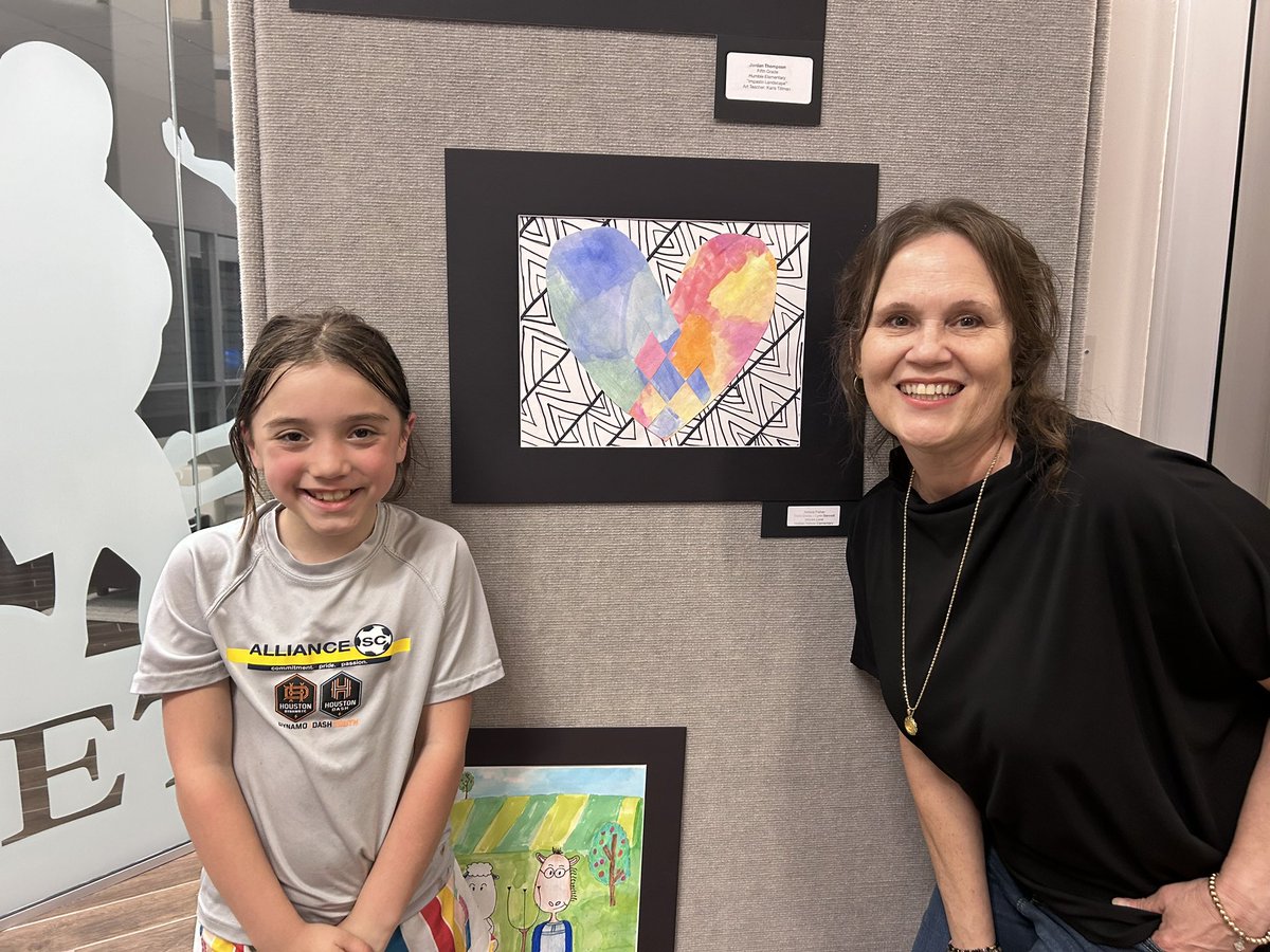 Loved seeing Natalie’s artwork, ‘Woven Love’, on display at the Humble ISD Art Exhibit Reception tonight!  She represented HHE well! Congrats! <a href="/HumbleISD_HHE/">Hidden Hollow Elementary</a> <a href="/HumbleISD_Arts/">Humble ISD Fine Arts</a> <a href="/VisualArtHumble/">Humble ISD Visual Arts</a> #thirdgrade #weaving #art #HumbleArtists