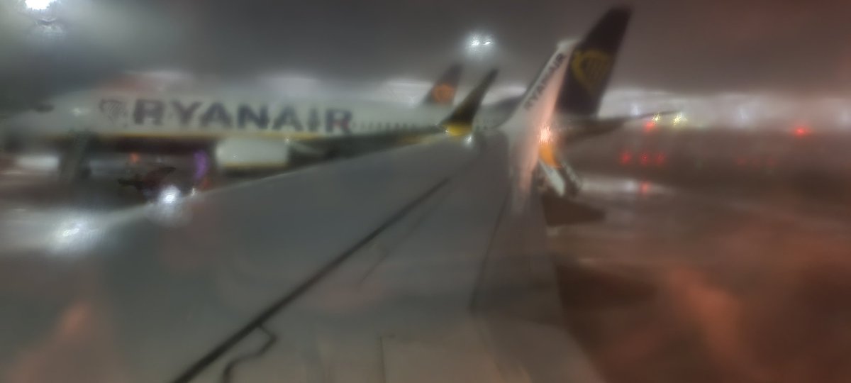 Railwaygirl2018's tweet image. Up, up &amp;amp; away!🛫

This #DispatchersOfTwitter loves to explore new places!🌍

But can you guess where we are off to this time?🤔

Lets go &amp;amp; tick off my 15th country!🤣

Watch this space!👀
#Travelling #InternationalAdventures 
#NewDestinations #Flying #Explorer #EuropeanTrips