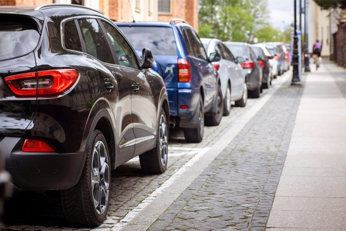 swyftcities's tweet photo. Parking is not only not a public good, it's an obstacle to creating vibrant, economically thriving, walkable, livable communities #transportation #urbansim #urbanplanning #newurbanism https://t.co/TZSNcyP3Gb
