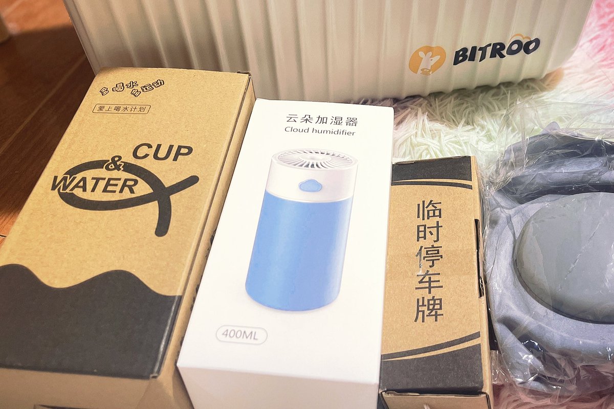 Lvylu3's tweet image. 🦘

跟我一起念
B I T R O O #Bitroo  

这车载行李箱
杠杠实用~🤙🤙🤙
@BitrooCN @BitrooOfficial 
#BTC #Giveaway #挖矿