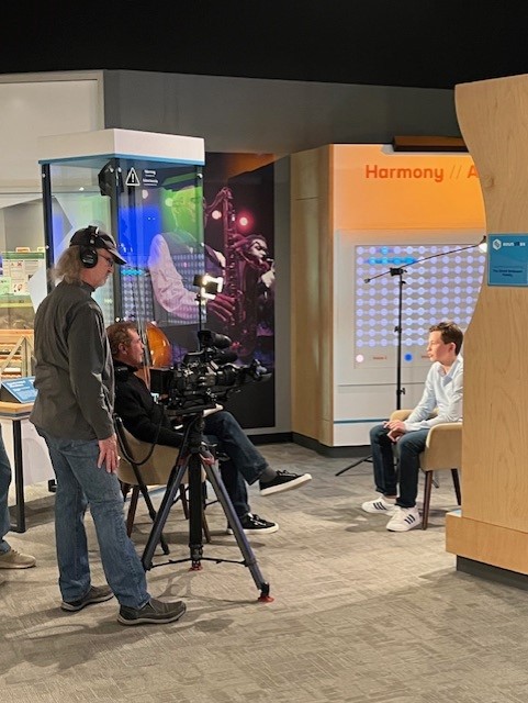 Evan Blum, a 7th grader from @wmscats, was interviewed for an episode of Inspired Lives, a @PBS show featuring his hero, Indy car driver @josefnewgarden. Check out the full story below: hilliardschools.org/from-weaver-to…