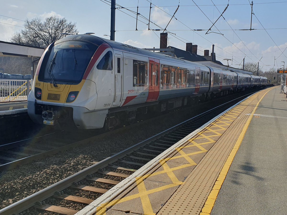 A Class 720 at Manningtree for you all! 📸 @greateranglia