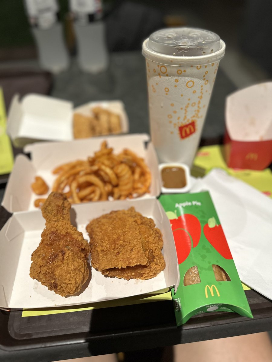 jinotan's tweet photo. I think this is as good as it gets and it’s OK because I’m happy eating what I want, however much I want, and doing the classes I enjoy doing instead of obsessing about diet, abs and muscles https://t.co/BXTo90Ikkx