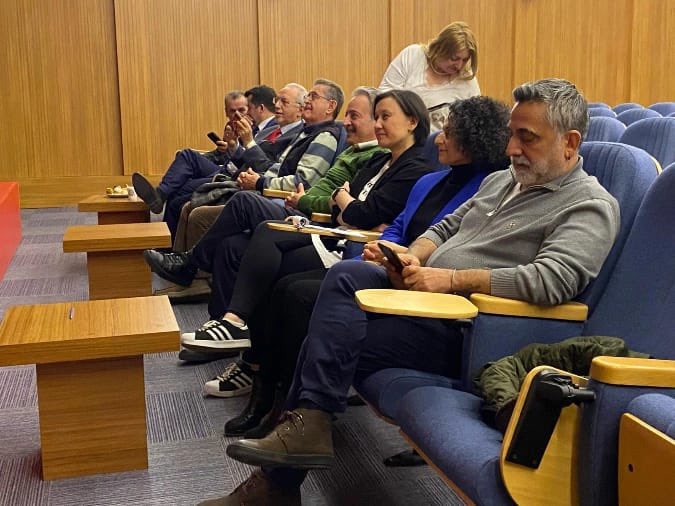 bursahid's tweet photo. Future Trendsetter Socialfamous Kurucusu Bahadır Mısır,  BHİD ve NOSAB'ın ortak organizasyonuyla düzenlenen etkinlikte “Gelecek Nerede?”   başlığı altında reklamlar, yapay zeka ile ilgili bilgiler verdi.

Kendisine katılımı için teşekkür ediyoruz. 

@BahadirMISIR https://t.co/UbAKitDcGl