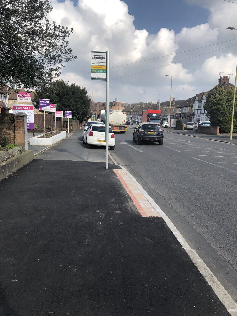 StephenCavinder's tweet image. 🔶 Another project I’m pleased to get completed albeit it’s taken almost a year of perseverance. Providing a positive experience for travellers. Upgrading this St Albans Road bus stop to provide improved accessibility for passengers. #LibDemAction #AllYearRound @WatfordLibDems 🔶
