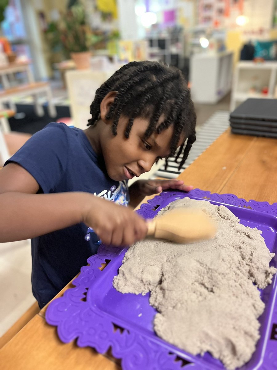 RCPS_EarlyLearn's tweet image. Kinetic Sand creations in afterschool. 
#kineticsand #squishyfun #create #dph #pat