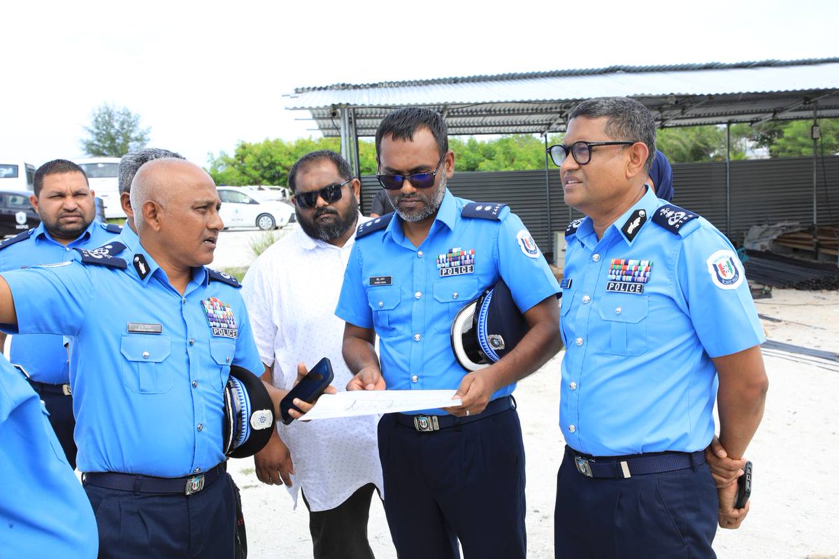 Commissioner of Police Ali Shujau's insightful visit to Addu City Police Stations showcased his commitment to excellence. He toured the police stations and observed the facilities in each station.