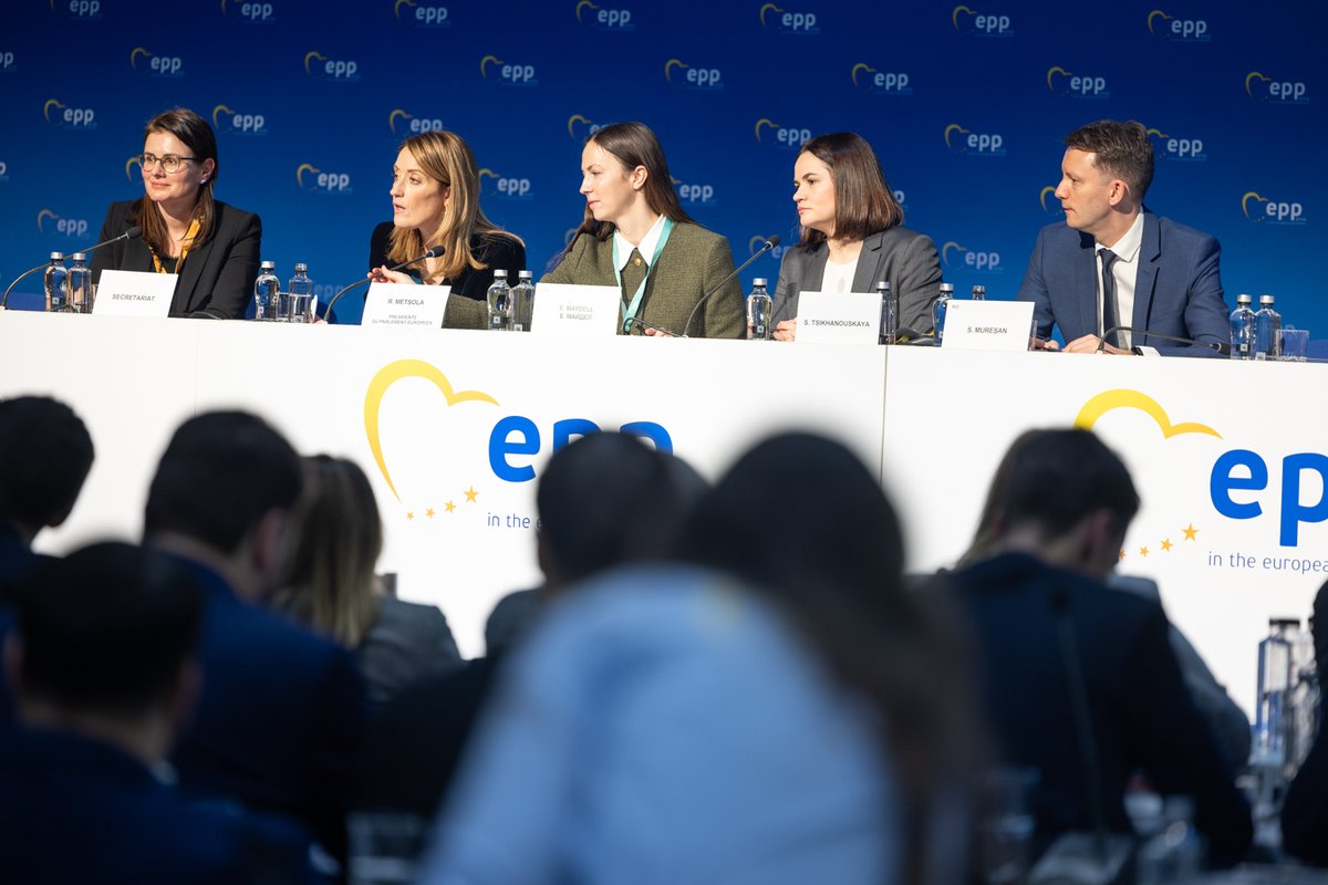 AgardiAtilla's tweet photo. “ Today @EPPGroup Young Members Network met  
 @EP_President  Roberta Metsola, the Belarussian President-elect Svietlana Tsikhanouskaya and a large number of young EPP elected representatives in the margins of the @EPP Congress in Bucharest. https://t.co/D6WkZy3a0w