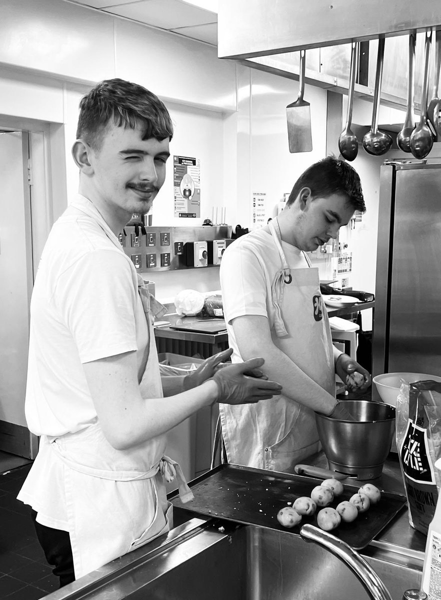 Trainees Ryan & James are busy in the training kitchen today fresh cookies for your coffee break ☕️ Did you know that Hi! Cafe supports young people from across the city to access a chef mentor, work experience and qualifications?